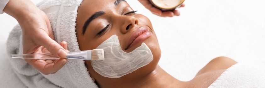 Reasons You Should Treat Yourself to a Facial Regularly