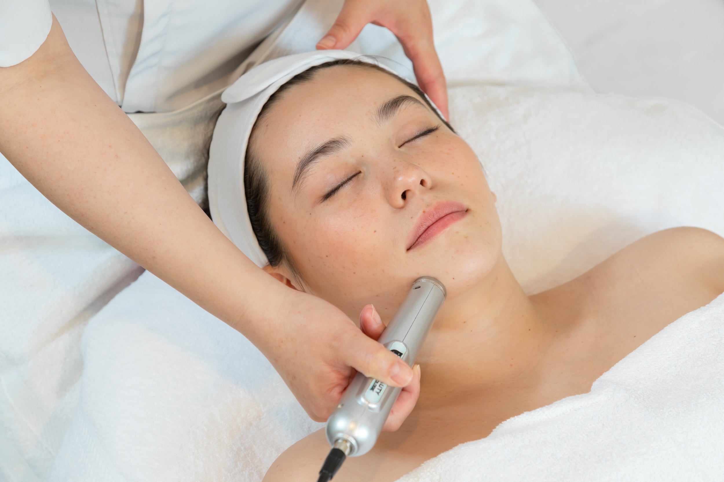 3D Face Lifting Treatment Facial - VHB Skincare